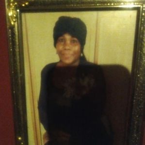 Meet your Posher, Elouise